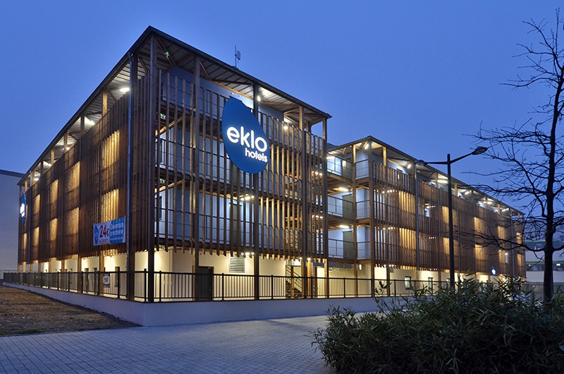 Le projet du mois - Nouvel hôtel Eklo à Lille par Patriarche - Innover et bousculer les standards de l'hôtellerie pour mieux accueillir les voyageurs d'aujourd'hui