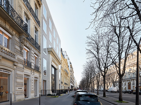 50 Avenue Montaigne Transformation / FRESH Architectures